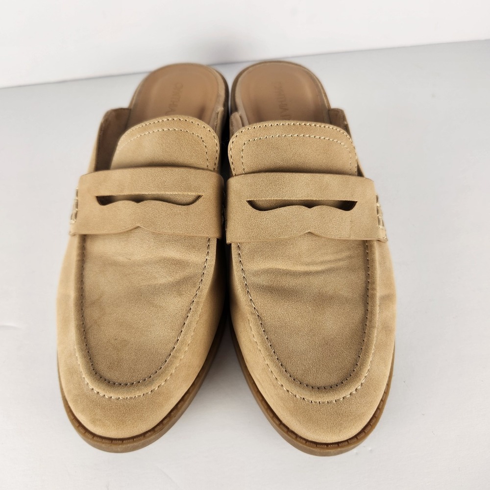 Cynthia Rowley Women's Classy Tan Slip-On Suede Loafers Size 8.5M - Picture 5 of 6